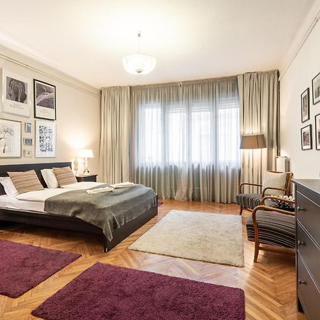Paulay Deluxe 1 Lägenhet Budapest Exteriör bild